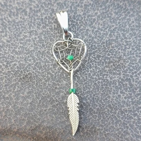 Handwoven 925 Native American Dreamcatcher Feather Necklace - Picture 7 of 9